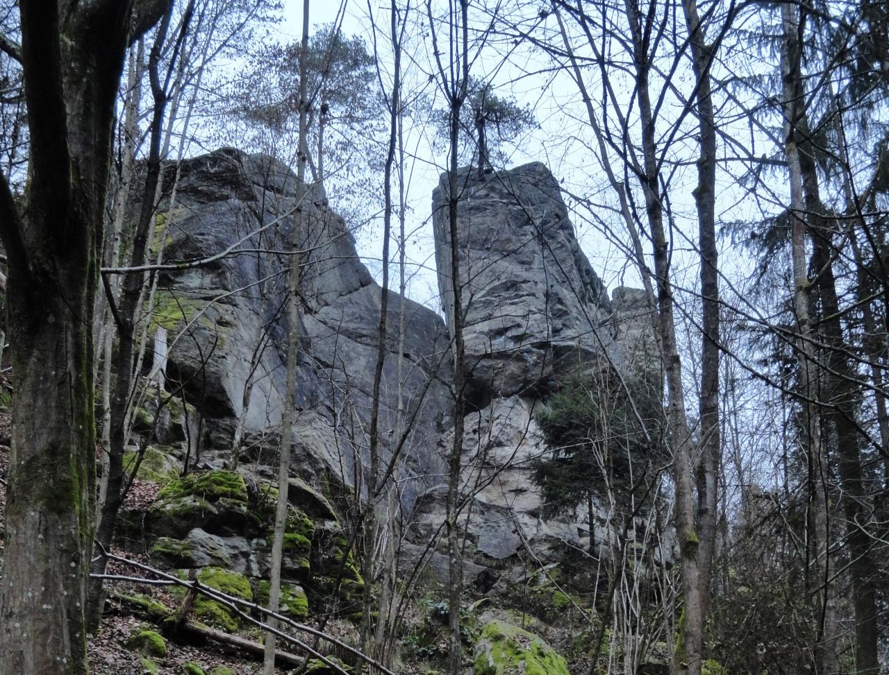 Mitterfels Perlbachtal, Teufelsfelsen und Burg Mitterfels GPS