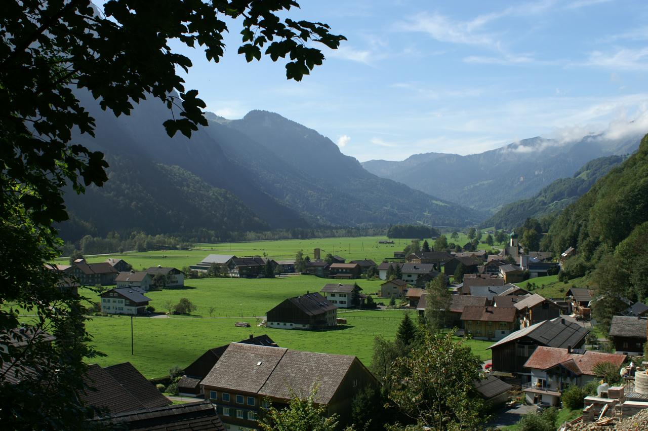 von-schnepfau-ber-die-wendelinkapelle-zum-gopf-gipfel-vorarlberg