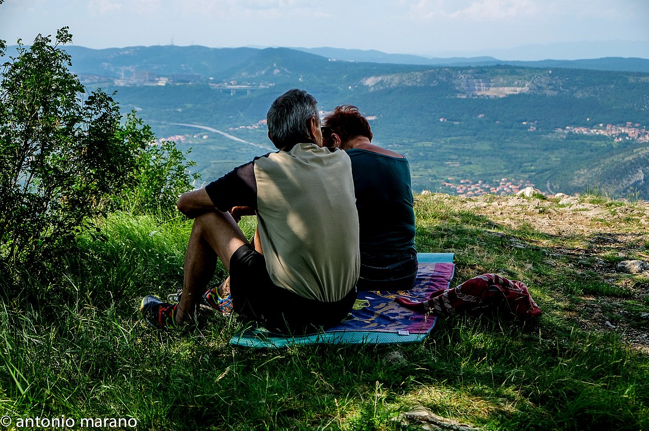 Wandertour zu Socerb Castle und den Felsen bei Osp GPS Wanderatlas